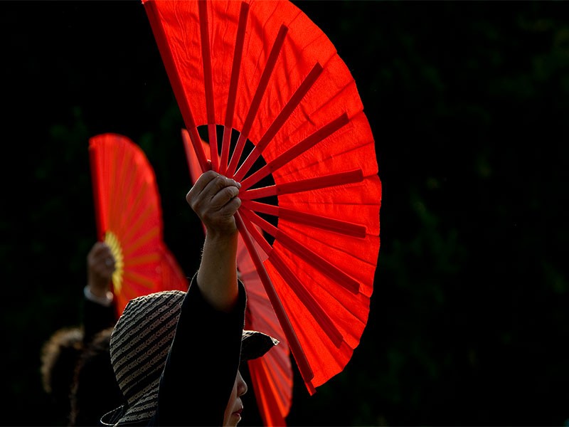 paper folding hand fans